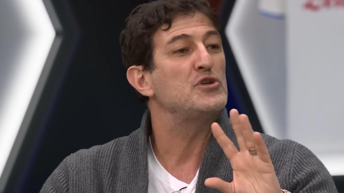 lpl直播在线观看-费拉拉：我踢球的年代弗拉泰西被踢那下绝不会判点球