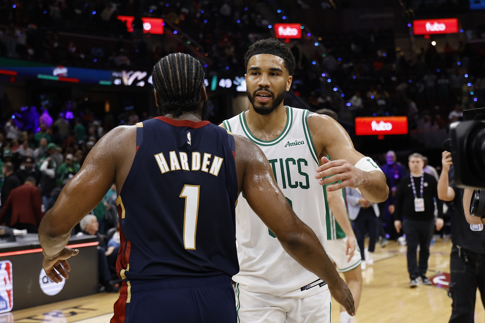 lpl直播在线观看-锁定东四~次轮避开绿军至关重要 哈登防守短板使骑士极度依赖进攻